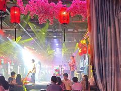 -喜鹊音乐酒馆(西街店)