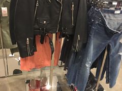 -ZARA(恒隆广场店)