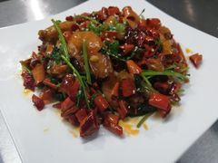 香辣美极虾-茅炒屋龙虾·烧烤·湘菜(新河路店)