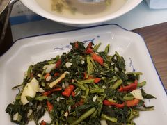 -临街徽菜馆·正宗黄山味