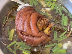 酸菜蹄膀火锅-扎佐老牌蹄膀·猪脚