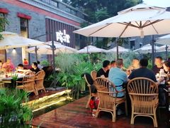 露天位-墨居上隐·院子里火锅(峨眉店)
