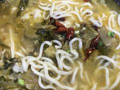 -周鱼小馆石锅酸菜鱼(活力汇店)