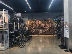 -迪卡侬(民族东店)