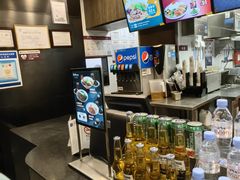 -康師傅私房牛肉面(浦机三店)