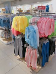 -爱婴室(上海大华路店)