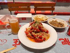 -肥肥虾庄·金牌油焖大虾(杨园滨江时代walk店)
