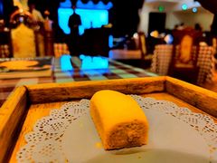 金条凤梨酥-邓丽君音乐主题餐厅