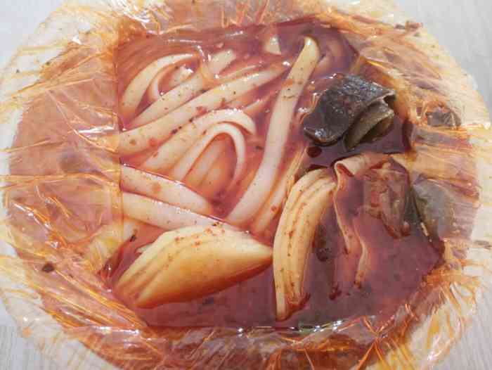 箐山麻辣烫-"也是别人推荐.看到了就来试试,服务员挺热.