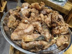 -肖肖酸萝卜鱼火锅(总店)