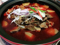 -腩得欢喜·牛腩煲火锅(万庭大厦店)