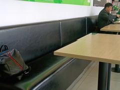 大堂-老乡鸡(淮南西城国际店)