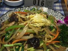 -益百岁牛尾汤(香山路店)