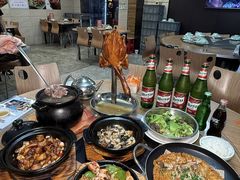 -荣基四海一家·家常菜·海鲜大排档(新安店)
