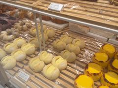 -好利来(上海长宁龙之梦店)