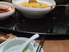 -川流不息·地道川菜·小龙虾(新松江路店)