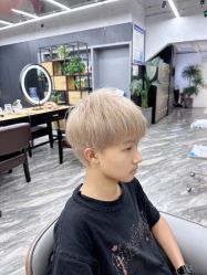 -藤野造型专业烫染接发