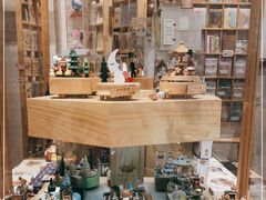 -猫的天空之城概念书店(杭州南宋御街店)