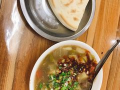 肉丸糊辣汤-老字号贾家肉丸糊辣汤(光明巷店)