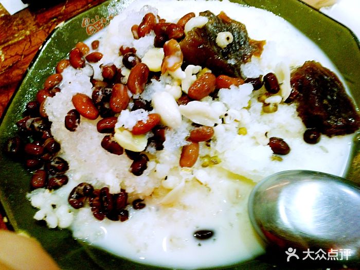 鲜芋仙(碧凤坊店)清凉八宝冰图片 - 第1张