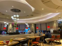 大堂-必胜客(湘隆店)