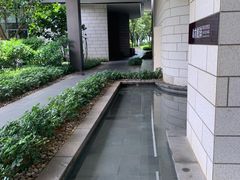 -瑰丽酒店·海吧·天际下午茶·现场DJ·天台酒吧