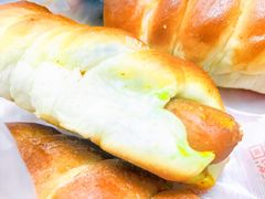 咖喱肠面包-新侨三宝乐面包店(崇文门店)