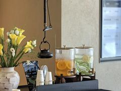 -西安大雁塔科技大学地铁站亚朵酒店