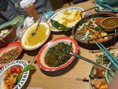 -迷你椰·泰式大排档(共康店)