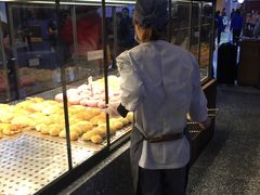 面包甜点陈列柜-LELECHA乐乐茶(上海五角场万达广场店)