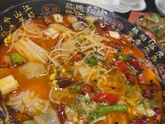 -醉美云南·云南菜主题餐厅(昆明站北京路双龙商场店)
