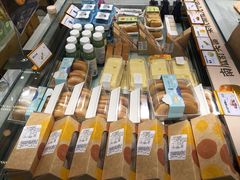 面包甜点陈列柜-仟吉KenGee(21世纪店)