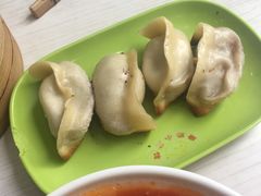 -珊珊小笼馆(仙霞路店)