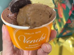 -VENCHI 闻绮(北京国贸商城店)