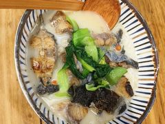 -鲜越鲜鱼粉(财富购物中心店)