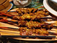 红柳烤肉（单位：串)-SEEUNARI西域娜依新疆菜(环宇广场店)