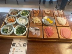 -银米·云南传统过桥米线(双廊黑金冠店)