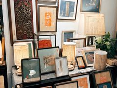 -邊城書店