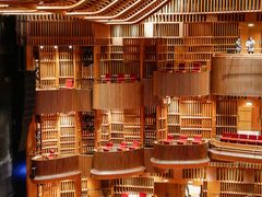 -交通银行前滩31演艺中心