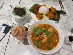 -关夫人餐厅(阳光广场店)