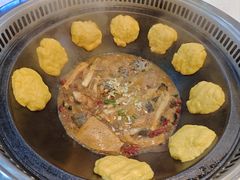 -哈尔滨烧烤·山河村铁锅炖(交大店)