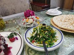 -三江源美食城