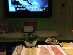 -唯爱KTV聚会餐厅(仙林东城汇店)