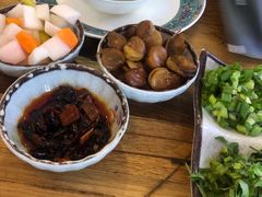 -毛辣果·贵州红酸汤牛肉火锅(西单店)