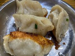 -黄阿姨锅贴大王(万航渡路店)