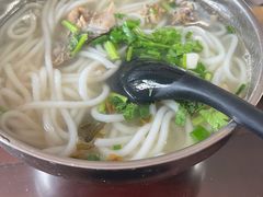 鸡汤-齐记土鸡米线