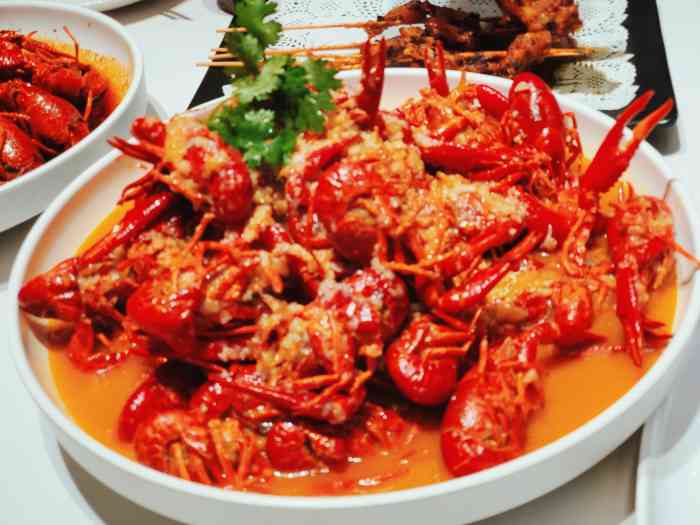 胡大饭馆(簋街二店)-"终于在传说中的鬼街吃到了小龙虾,感觉名气.