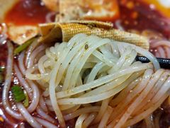 麻辣米线-老字号杨坡红油米线腊汁肉夹馍(东四道巷店)