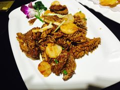 -闫府私房菜·百年鲁菜(恒隆店)