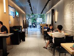 -麦当劳(徐汇漕溪北路百脑汇店)